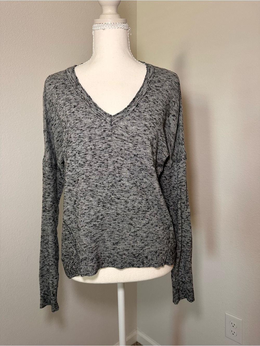 rag & bone Heather Gray V-Neck Pullover Sweater
